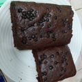 Cooksnap dari diani oktafiani untuk resep Banana 🍌 Chocolate 🍫 Cake with Chocochips and almond slices