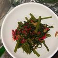 รูป Cooksnap ของ ผู้สาว ขาเลาะ เมื่อเขาทำ ผัดผักบุ้งน้ำมันหอย