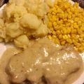brittniek's cooksnap of when they made Creamy ranch pork chops.