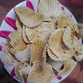 Apeksha sam का कुकस्नैप जब उन्होंने होममेड आलू चिप्स (Homemade aloo chips recipe in Hindi) बनाया था।