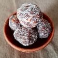Sapana Kanani's cooksnap of when they made ખજૂર બોલ્સ (Khajoor Balls Recipe In Gujarati).