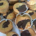 El cooksnap de cristina yacoub cuando hizo Ponquesitos marmoleados de chocolate y almendras.