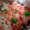 Muskaan Garg का कुकस्नैप जब उन्होंने मूली गाजर का लच्छा सलाद (Mooli gajar ka lachha salad recipe in hindi) बनाया था।