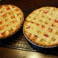 sonicmasterofchaos's cooksnap of when they made Old Fashioned Strawberry Rhubarb Pie.