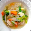 Cooksnap ohmydib semasa beliau membuat Thai Style Chicken Soup.