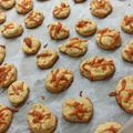 Cooksnap από Στέλλα Τσακίρη στη συνταγή Σπιτικά αλμυρά κρακεράκια