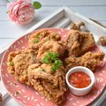 Cooksnap Jeehan Kitchen semasa beliau membuat Ayam krup krap anak dara.