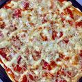Cooksnap dari Catherine Latito untuk resep Pizza saus merah putih