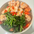 An Nhiên 's cooksnap of when they made Canh chua rau muống.
