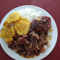 El cooksnap de Paoo Chuquimia ❤️👨‍👩‍👧 🇦🇷 cuando hizo Porotos Rojos o Frijoles con patitas de cerdo y carne.