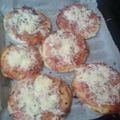 Zita Cooksnap-ja, amikor elkészítette a(z) Mini pizzák receptet.