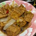 林欣欣 的 洋蔥醬燒三角油豆腐 cooksnap