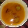 Mona Gupta का कुकस्नैप जब उन्होंने टोमाटो सूप (tomato soup recipe in Hindi) बनाया था।