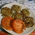 El cooksnap de Monica Muñoz cuando hizo Tortitas de calabacín, ensalada de Kale, cañamonesa y Agua de Mar.