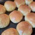 Cooksnap dari Indah Kharisma untuk resep Roti manis susu