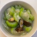 茶米林 的 香菇燒絲瓜（低醣生酮餐）（家常菜）（清冰箱料理）（簡單料理）（一鍋到底料理） cooksnap