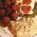 Pickelweldy's cooksnap of when they made Honey Garlic Meatballs Crockpot.