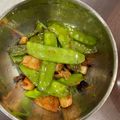 廖文仲 的 碗豆炒干貝(簡單料理) cooksnap