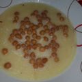 Regina Rácz Cooksnap-ja, amikor elkészítette a(z) Kedvenc fokhagymakrémlevesem sajtgolyókkal ❤️ receptet.
