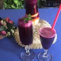 صورة من ريان الشام، شاركها بعد تجربة وصفة مكس شراب منعش من الكركديه مع الاناناس خطيييير وسهل جدا🍷🥂🍍🥀🍍