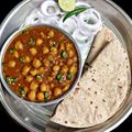 Charu Aggrawal का कुकस्नैप जब उन्होंने पनीर छोले मसाला (paneer chole masala recipe in Hindi) बनाया था।