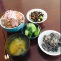 El cooksnap de 🇺🇾 𝓚𝔂𝓸 🇯🇵　🎉JPN-UY 100°ANIVERSARIO 🇺🇾🇯🇵EN 2021🎉 cuando hizo Tazón de arroz de carne asada Japonés ROSTOBIEF - DON 🇬🇧🇺🇾🇯🇵ローストビーフ丼.