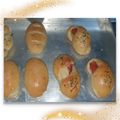 Cooksnap dari Mia untuk resep Roti sosis keju ala bakery korea. Bahan roti cuma 3 macam