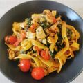 Cooksnap piotrus90 z czasów, kiedy przygotował Makaron z owocami morza i szpinakiem.