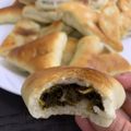 صورة من Basma Altarifi ، شاركها بعد تجربة وصفة اقراص السبانخ والصفيحه بنفس العجينه بتشهي