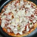 Nosheen Nadeem's cooksnap of when they made White sauce chicken pizza.
