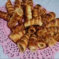 صورة من 👸مطبخ فطوووم👸، شاركها بعد تجربة وصفة كورني و سيڨار بالعجينة المورقة 💜