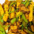 DROOLSOME MORSEL BY AFREEN WASEEM 's cooksnap of when they made Potato Capsicum fry.