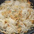 Cooksnap KU ROSMI semasa beliau membuat Bihun goreng Singapore.