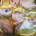 El cooksnap de eva cuando hizo Muslos de pollo al limón al horno.