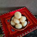 Luna Bose's cooksnap of when they made ভাতের রসগোল্লা.