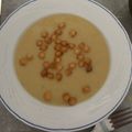 Tünde Argyelán Zoltánné Cooksnap-ja, amikor elkészítette a(z) Póréhagyma krémleves 🌿 receptet.