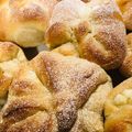 Linda Cooksnap-ja, amikor elkészítette a(z) Túrós batyu, muffin formában receptet.