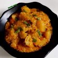 Meetu Garg का कुकस्नैप जब उन्होंने स्वादिष्ट दही के आलू (swadist dahi ke aloo recipe in Hindi) बनाया था।