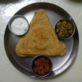 Saroj Shah का कुकस्नैप जब उन्होंने प्याज़ पराठा (pyaz paratha recipe in Hindi) बनाया था।