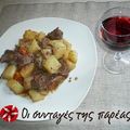 Cooksnap από Pinakidou Maria στη συνταγή Κοκκινιστό μοσχαράκι με πατάτες στο πήλινο