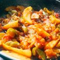 Sushma Sachin Sharma का कुकस्नैप जब उन्होंने आलू प्याज़ ग्रेवी सब्जी (aloo pyaz gravy sabzi recipe in Hindi) बनाया था।