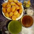 ANJANA GUPTA का कुकस्नैप जब उन्होंने खट्टा मीठा तीखा होममेड गोलगप्पे (Khatta mitha teekha homemade golgappe recipe in hindi) बनाया था।