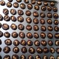 Cooksnap dari Diah cucuw untuk resep Coklat Mede Cookies Super Crunchy Crispy  & Nyoklat rekomend (#kuelebaran)