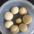 Maya Raja's cooksnap of when they made દાળિયા ની દાળ નાં પેંડા(daliya dal na penda in Gujarati).