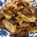 Wen Yu Huang 的 麻油洋蔥炒肉 cooksnap