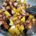 Cooksnap dari Widi Sastrodiharjo untuk resep Fongli jau mu er (tumis nanas+jamur kuping) pakai daging ayam