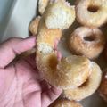 Cooksnap Nana Khl semasa beliau membuat Donat Gebu Tanpa Telur.