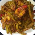 Shilpa Naskar's cooksnap of when they made চিংড়ি মাছ দিয়ে কচুর লতি(Chingri with loti recipe in bengali).