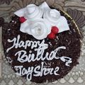 Jayshree G Doshi's cooksnap of when they made બ્લેક ફોરેસ્ટ કેક 😄.