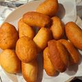 Cooksnap από nasia στη συνταγή Пироски, любовь моя (Πιροσκί αγάπη μου). Με πατάτα και με λουκανικάκι